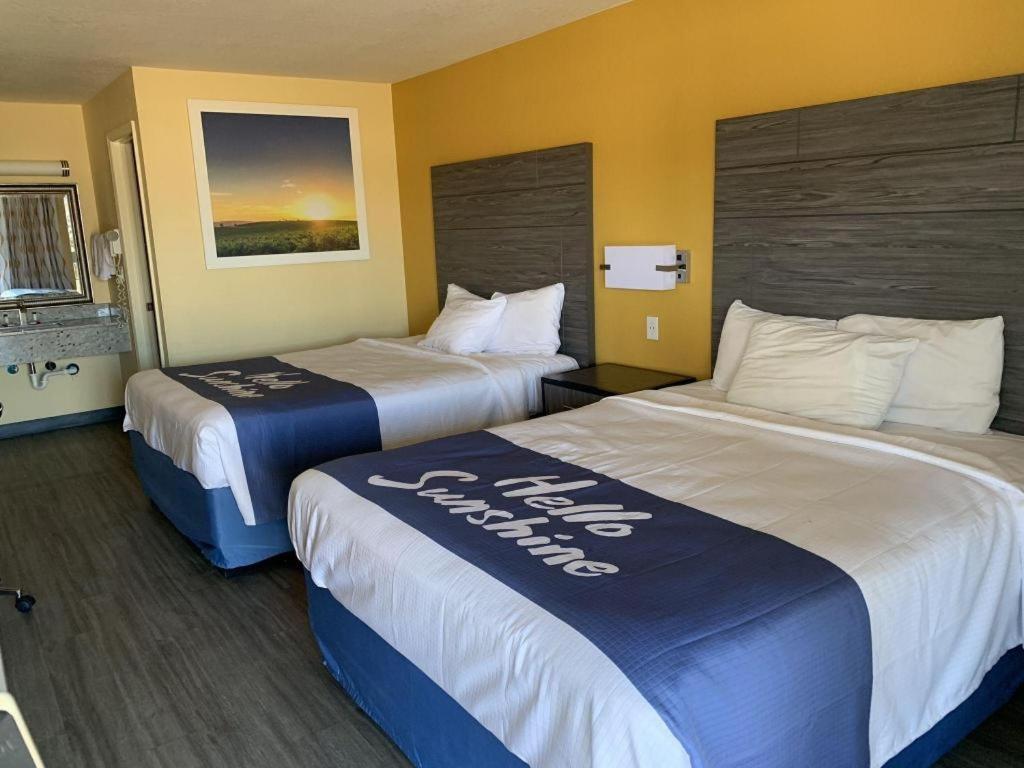 Days By Wyndham Hotel
