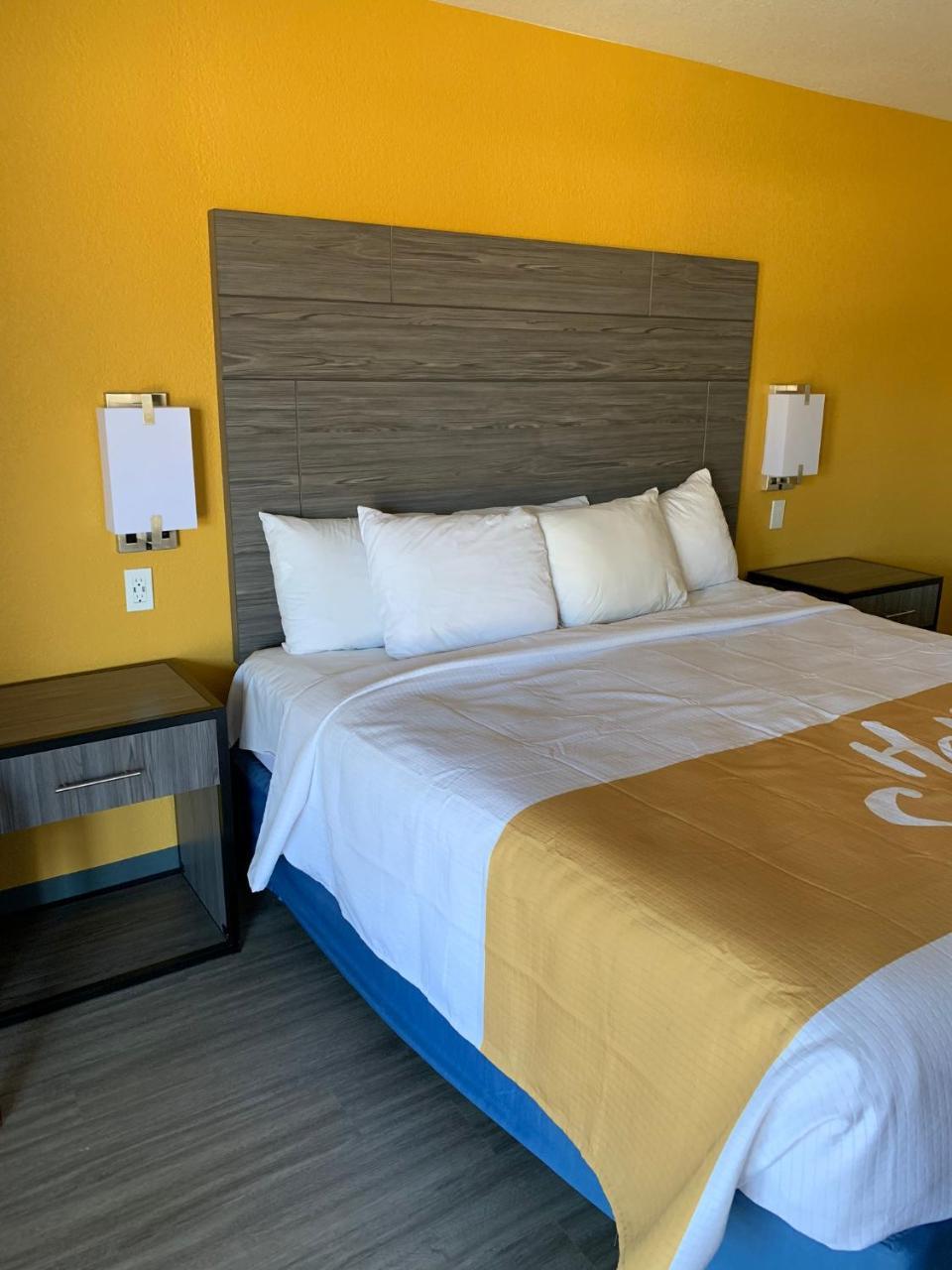 Days By Wyndham Hotel