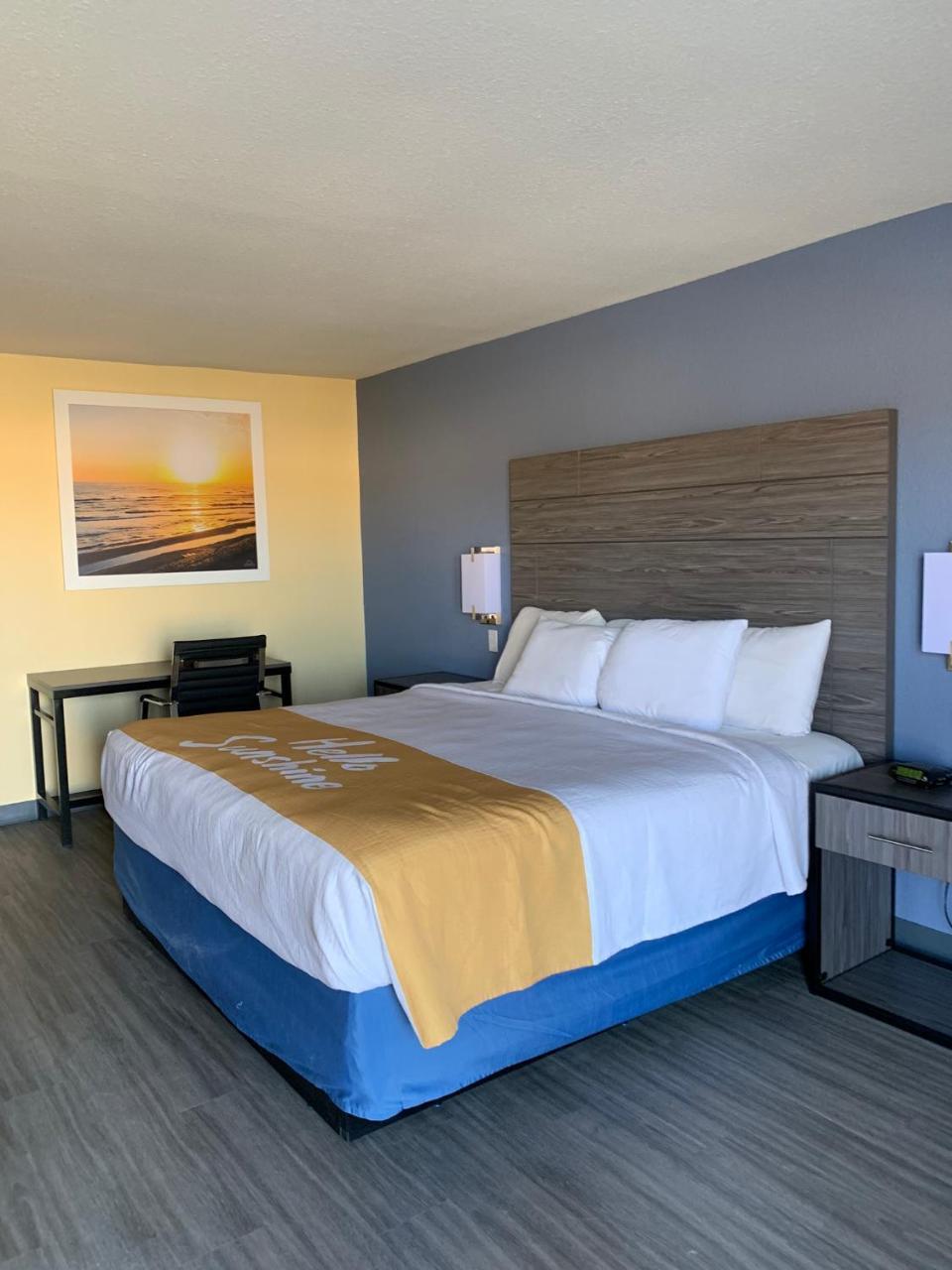 Days By Wyndham Hotel